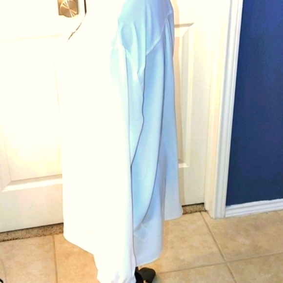 NWOT CREATION L - white long sleeved V Neck blouse w metallic decor 12 - Picture 7 of 11